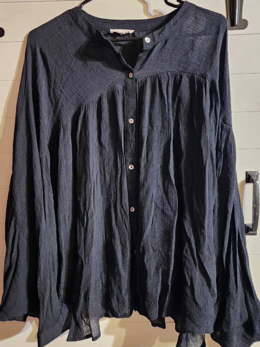 ee:some Black Top
